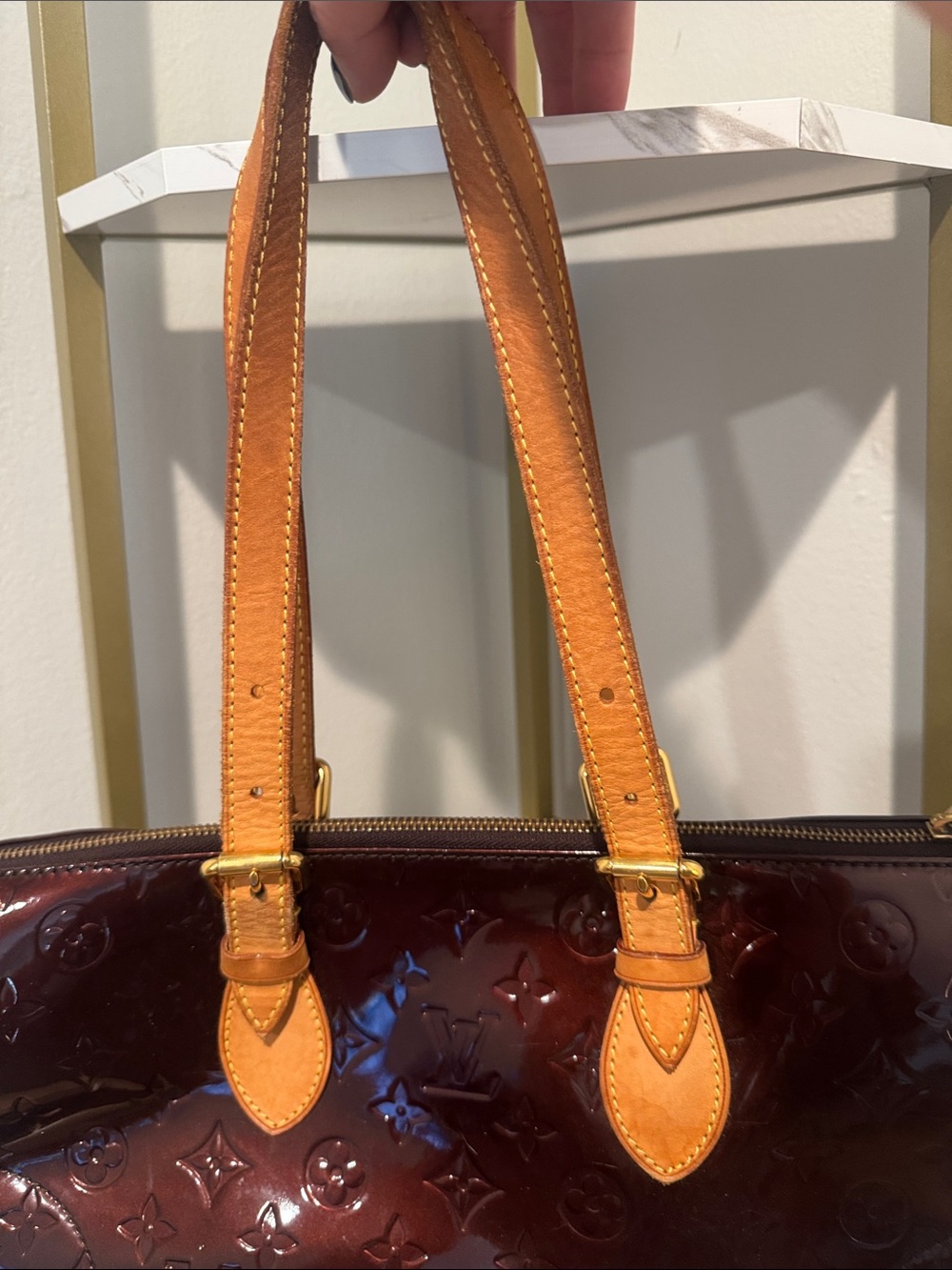 Authentic Louis Vuitton Mono Vernis Rosewood Avenue- Amarante - Picture 14 of 17